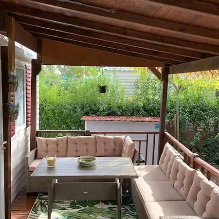 Little John Κάμπινγκ