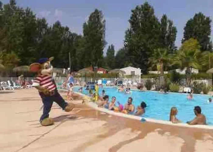 Little John Parque de Campismo *