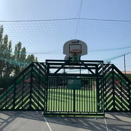 Little John * Fréjus