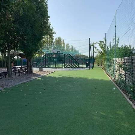 Little John Camping Fréjus