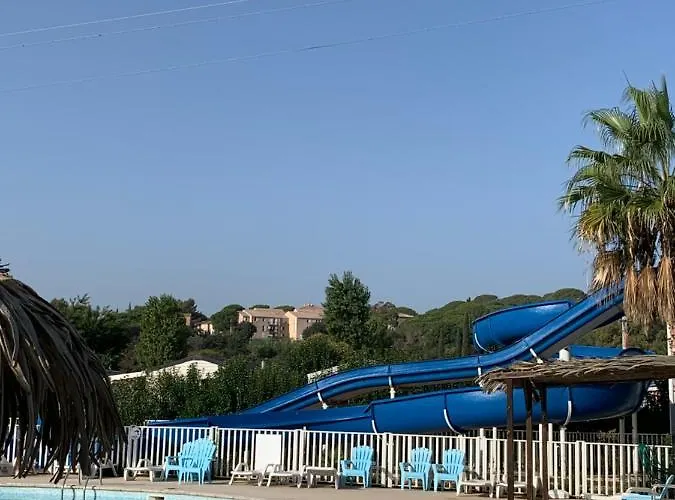 Little John * Fréjus