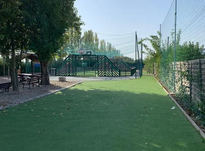 Little John אתר קמפינג Fréjus